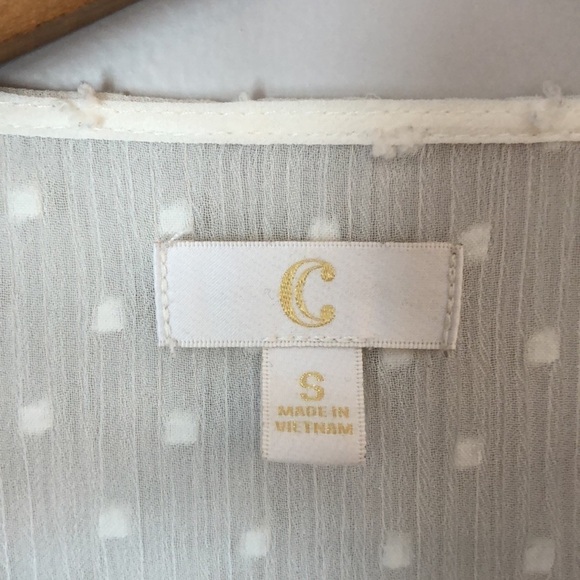 Charming Charlie Shirt Size Small Cream Sheer Flare Sleeves - Picture 6 of 8